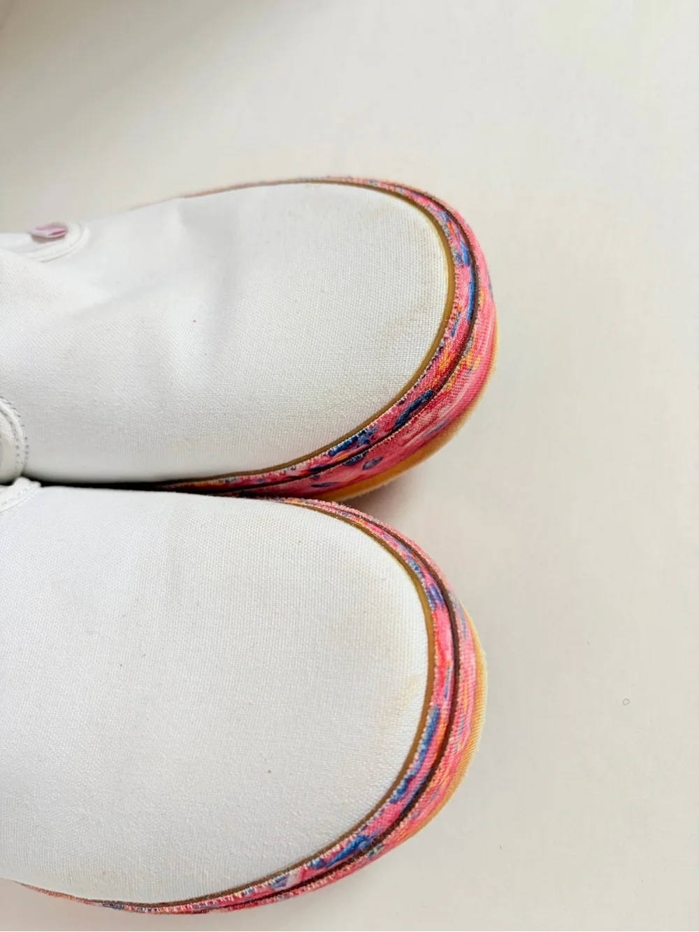 Vans Donut Sprinkle Sneakers Slip On Bold Platform Shoes White Pink Size 7 Kids